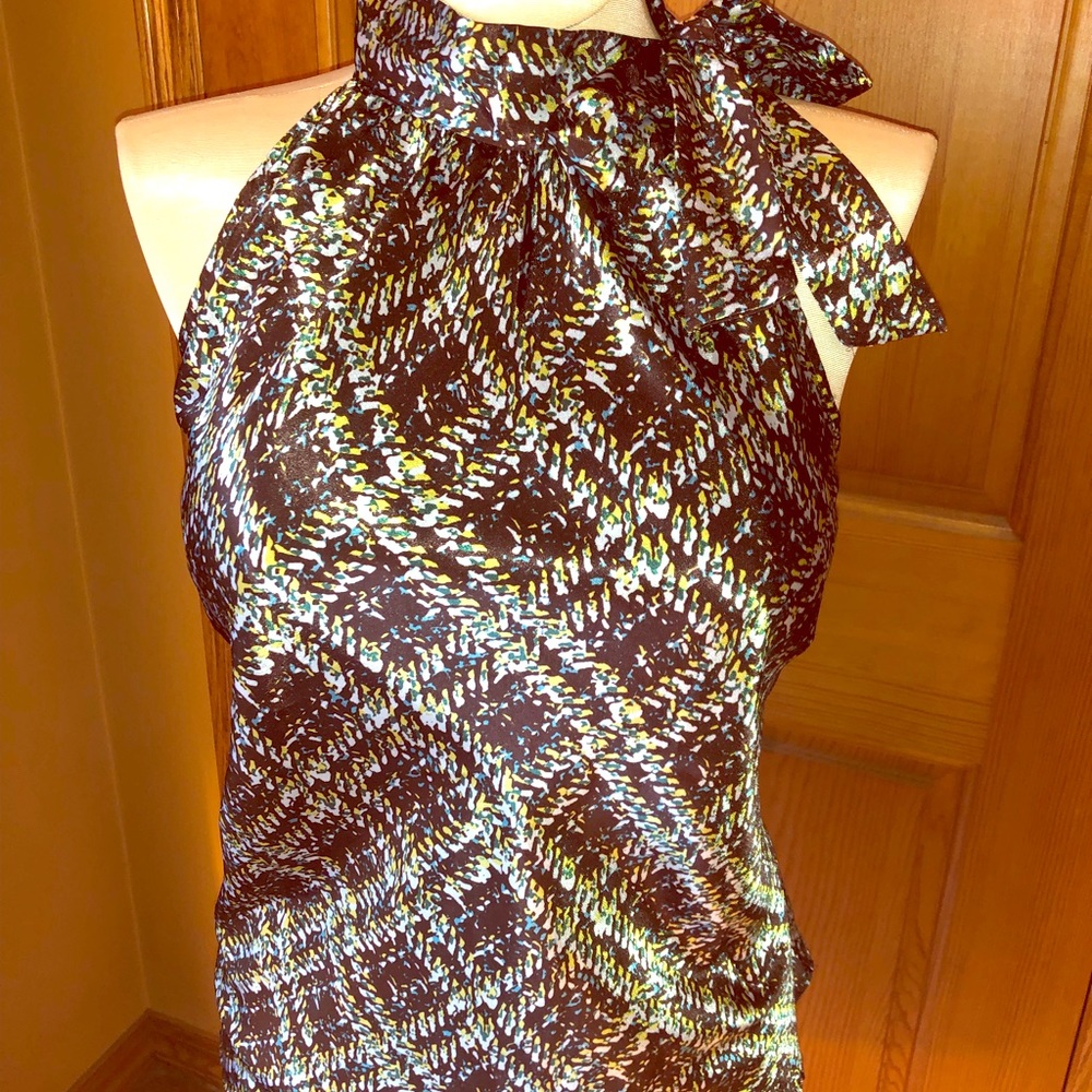 High tie neck tank